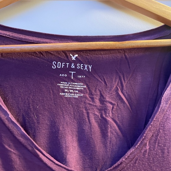 T-Shirts - Picture 4 of 4